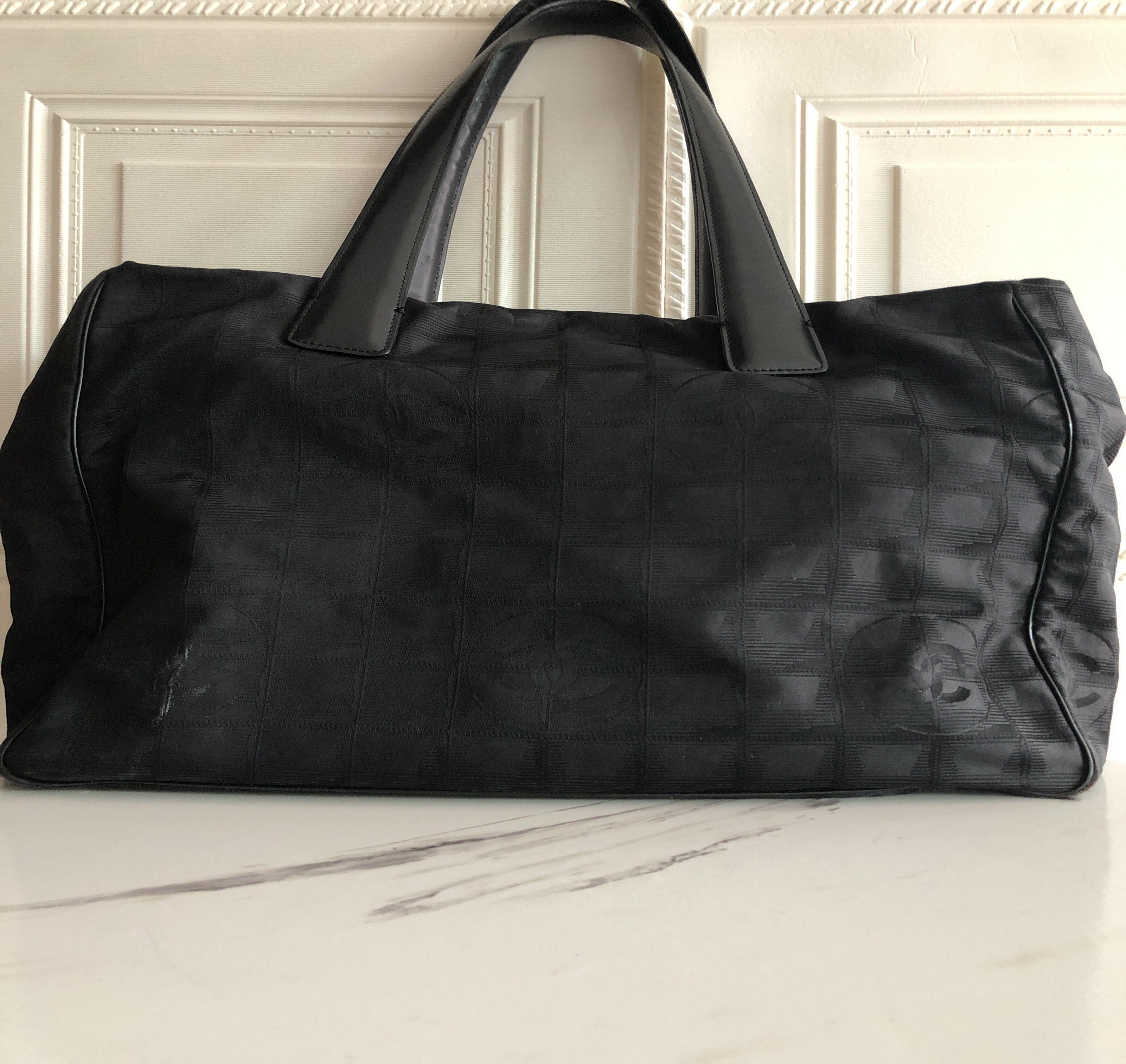 Chanel Old Travel Line Nylon Tote Bag (SHG-23286) – LuxeDH