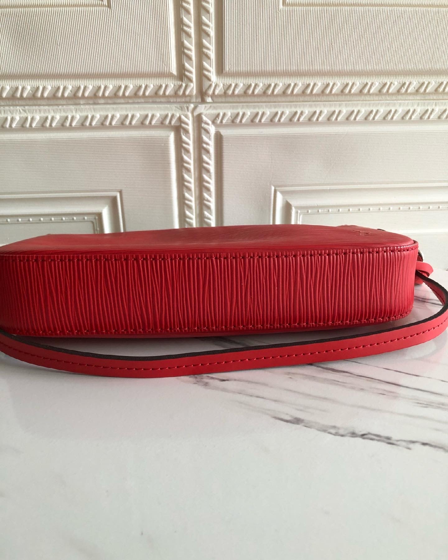 LOUIS VUITTON Rouge red Epi leather POCHETTE ACCESSOIRES Bag For Sale at  1stDibs